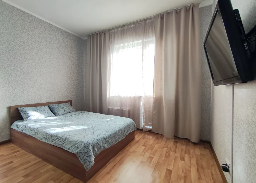 Квартира Комфортная студия в центре — аренда посуточно в Сургут