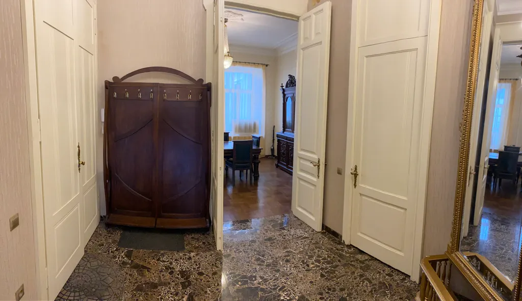 Квартира Старинная квартира в самом центре города в которой приятно находиться — Санкт-Петербург