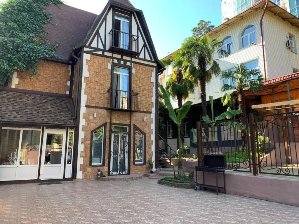 Коттедж Частный дом в центре Palm Springs — Сочи