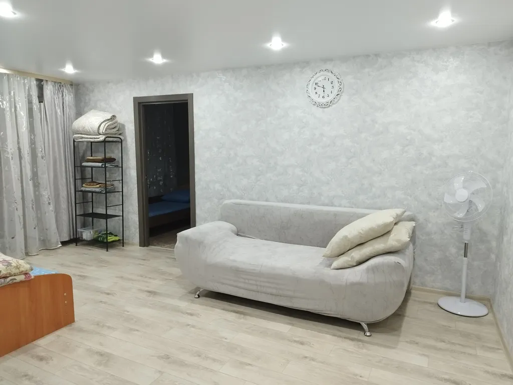 Уютная квартира в центре города — аренда посуточно в Соликамск