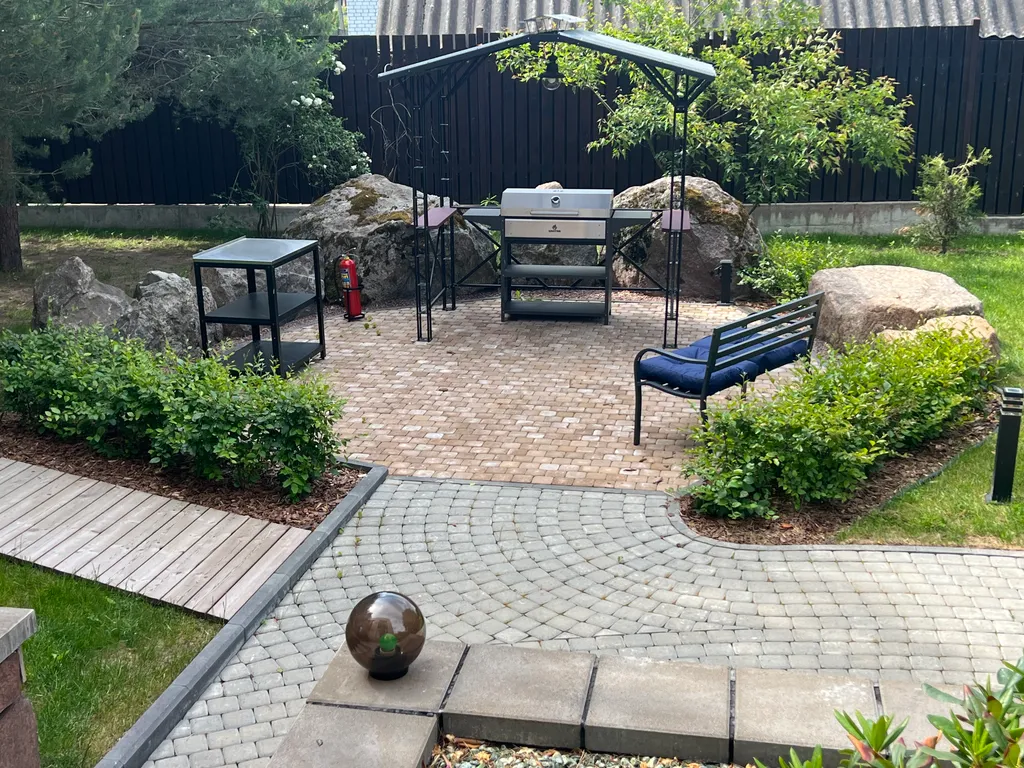 Загородный дом Räisälä с сауной, банным чаном и летним бассейном