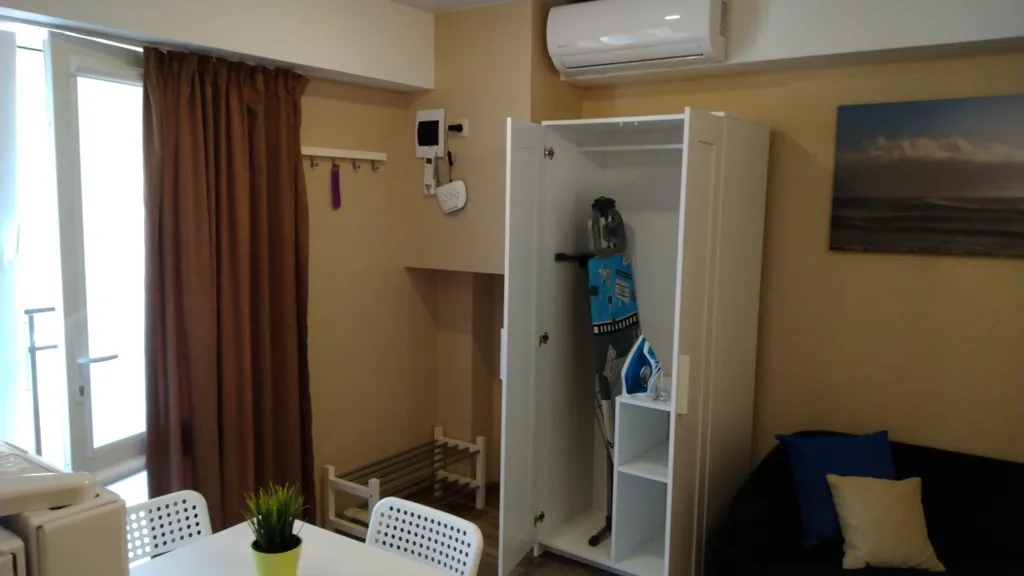 Квартира Апартаменты в Адлере напротив жд вокзала — Адлер