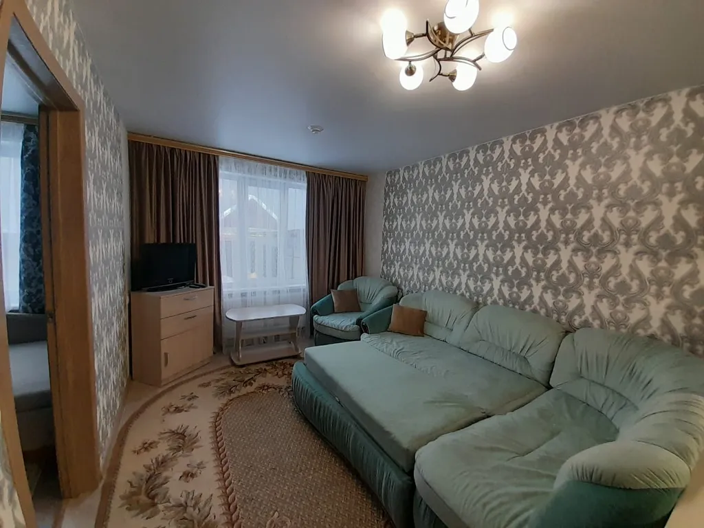 Апартаменты с видом на берёзовый лес