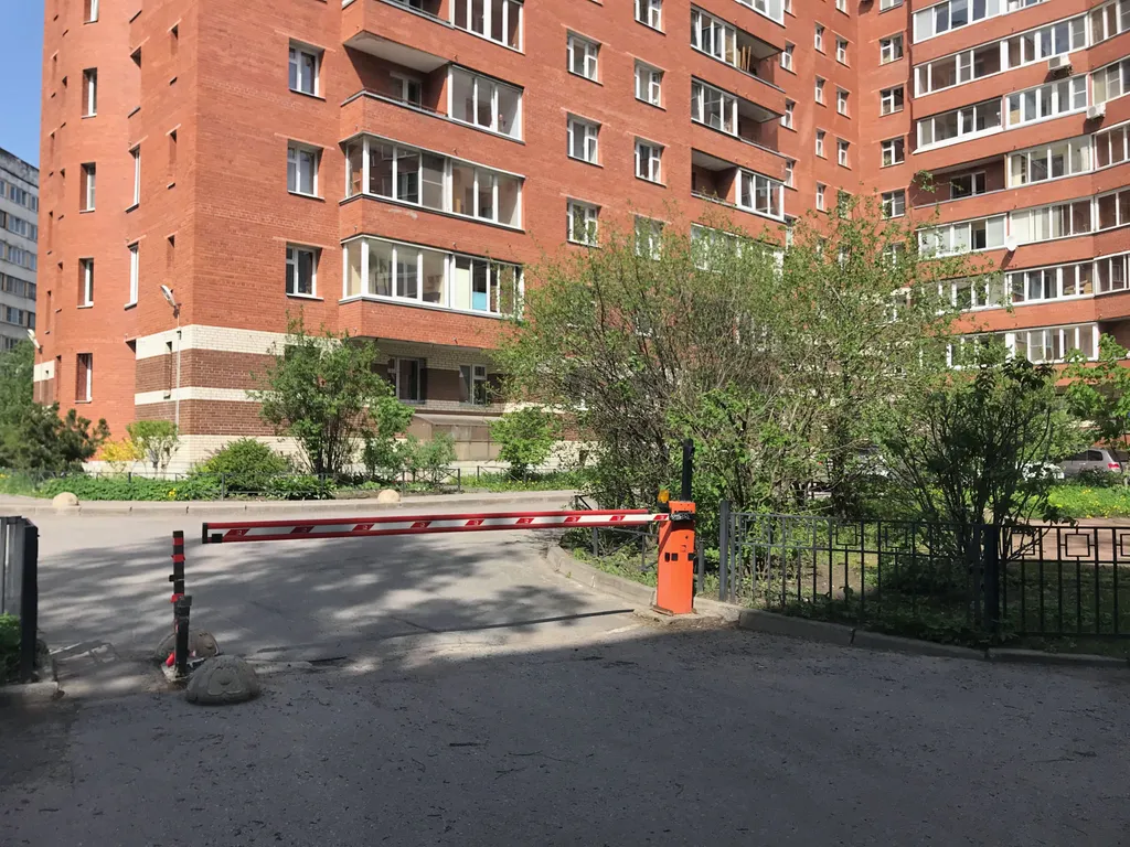 Большая двушка около Доктрины