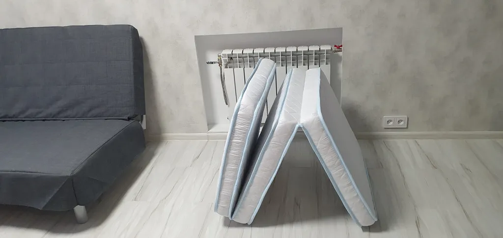 Уютная студия в центре города с видом на озеро