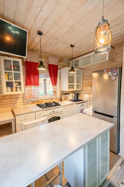 Коттедж Большой дом Радужный — Тосно