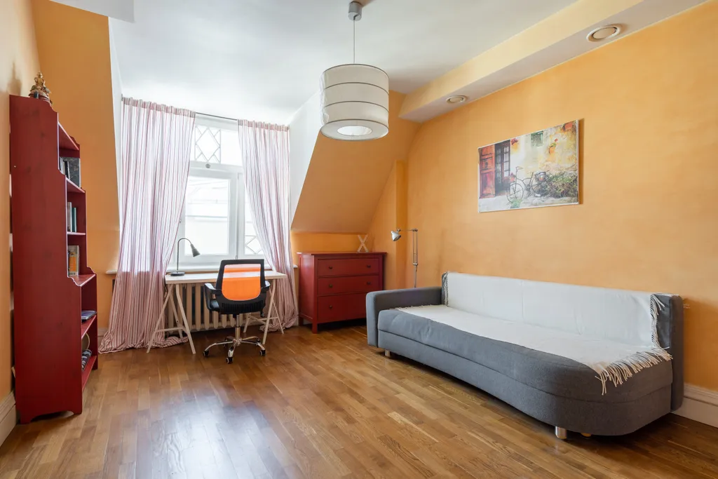 Квартира Уникальная атмосферная квартира с террасой на Петроградской стороне — Санкт-Петербург