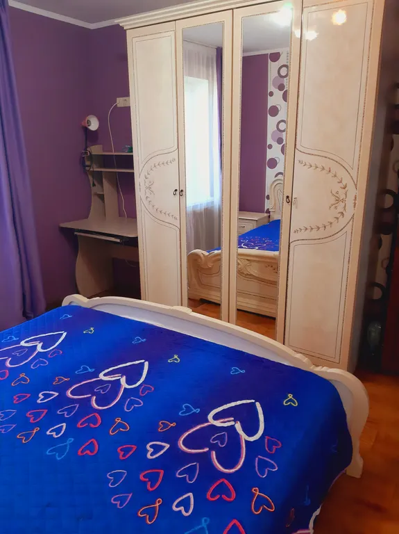 Уютная квартира в центре города с видом на море