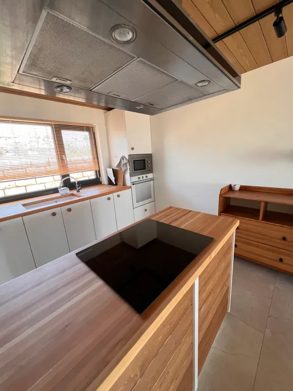 Вилла с видом на море