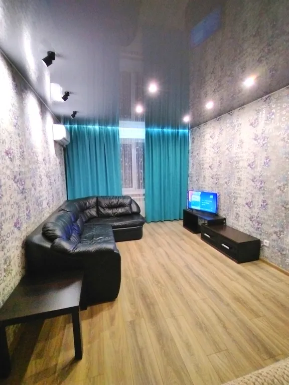 Квартира в центре с кондиционером, дизайн-ремонтом, индивидуальным отоплением — аренда посуточно в Смоленск