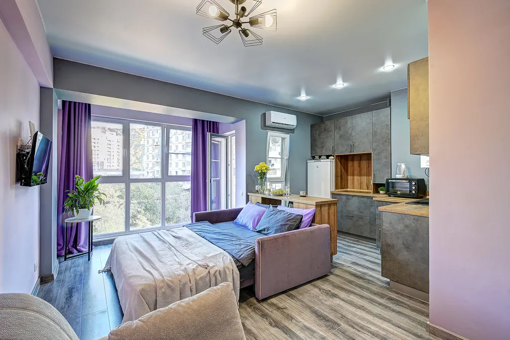 Квартира Дизайнерская студия в мкр Кудепста с парковкой — аренда посуточно в Кудепста