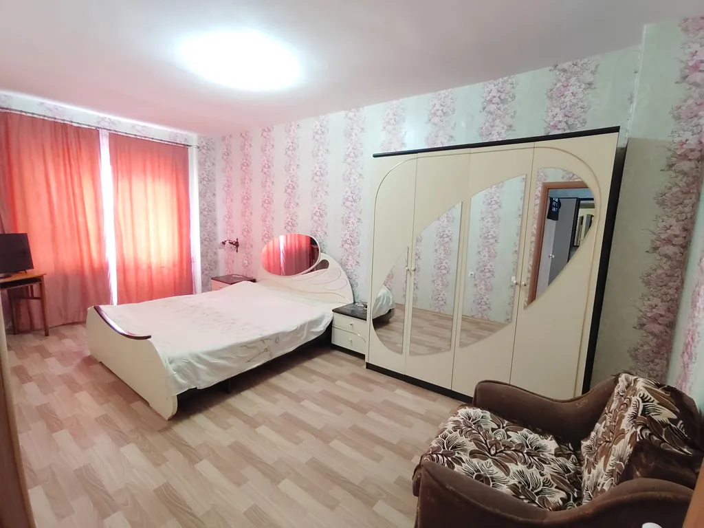 Квартира в парковой зоне — аренда посуточно в Великие Луки