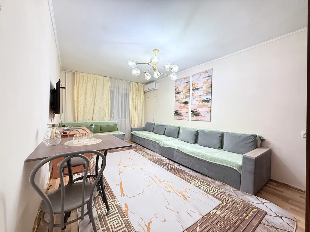 Arbat Big Family Residence, 2 minutes to metro Almaly