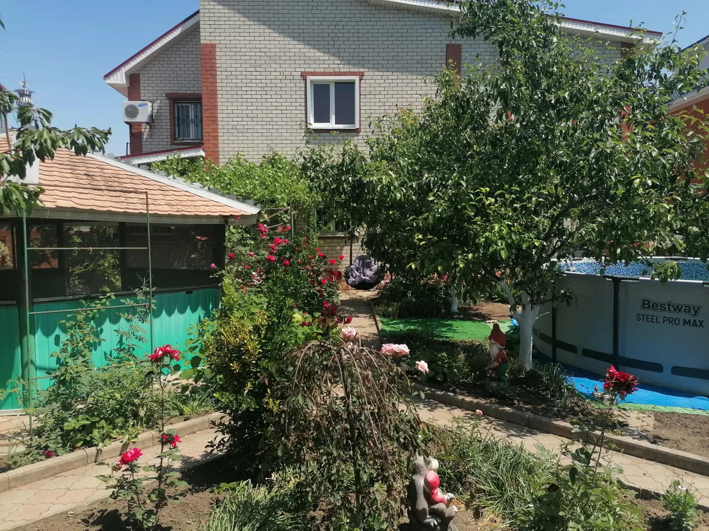 Домик у моря