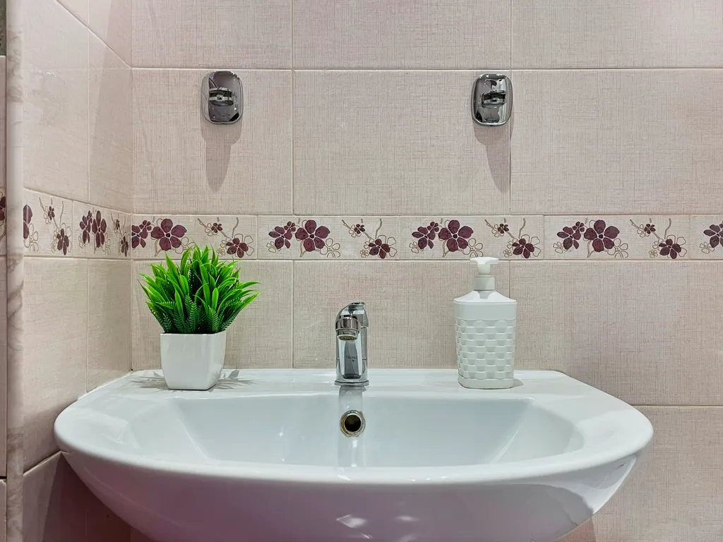 Шикарная 2-комнатная квартира с раздельными комнатами и балконом