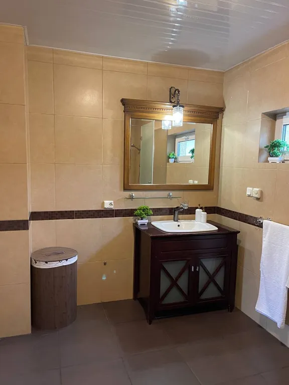 Коттедж Шикарный дом у озера — Красное Село