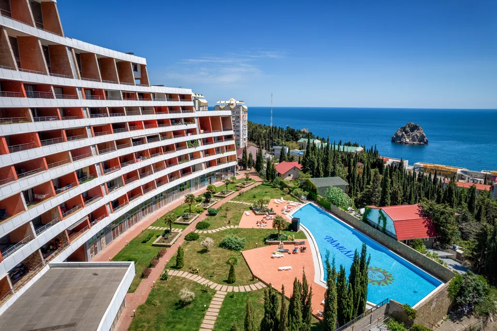 3-комнатная квартира с видом на море