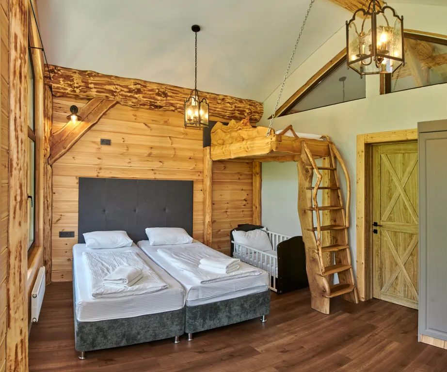 Коттедж Шале с бассейном и джакузи — Красная Поляна