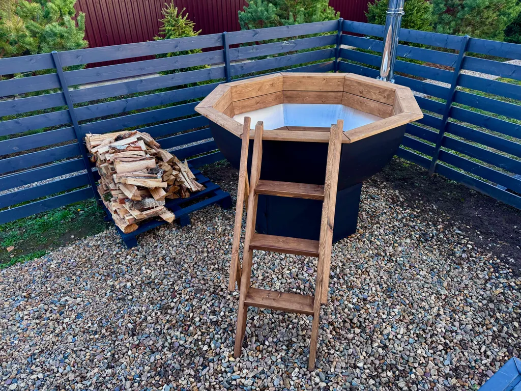 Домик у реки с банным чаном и сап-бордами