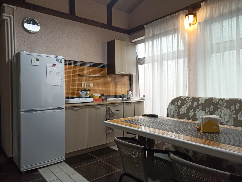 Коттедж Уютный домик с личной кухней — Сенной