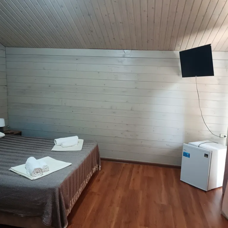 Двухместный домик