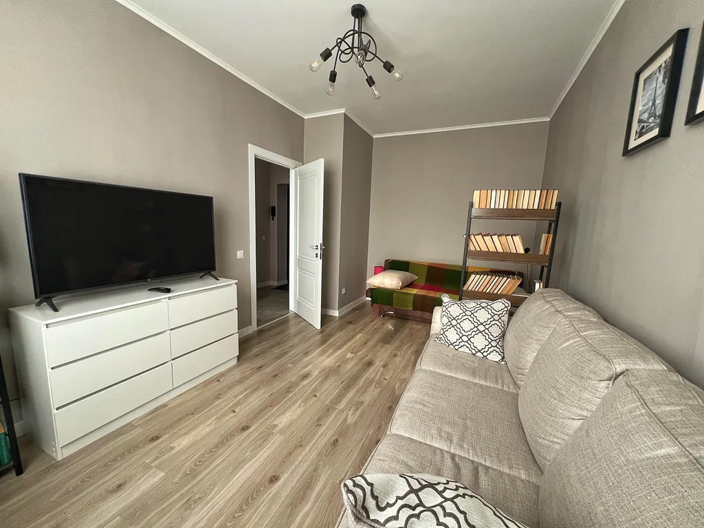 Хорошая светлая квартира с видом на море