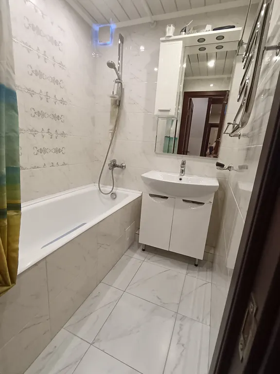 Красивая квартира в центре Городка