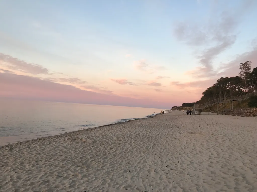 Уютная квартира у моря и леса с большим балконом