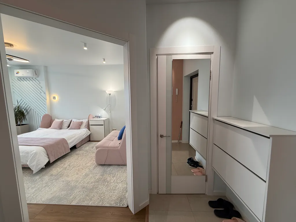 Светлая квартира с видом на реку