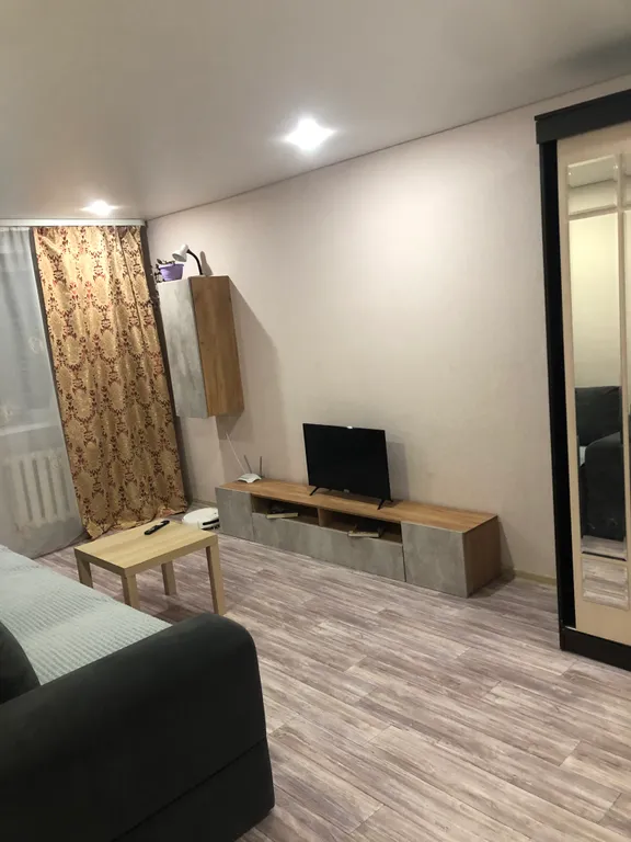 Уютная чистая теплая квартира — аренда посуточно в Губаха