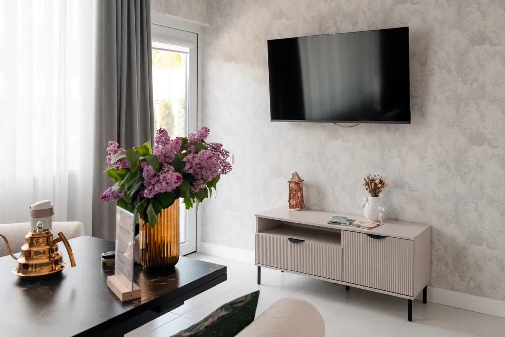 Апартаменты с подогреваемым бассейном Эльбрус Лакшери