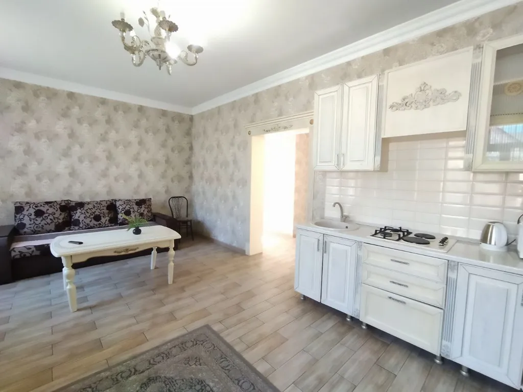 Коттедж Домик у озера — Дербент