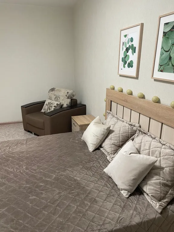 Квартира Просторная и уютная квартира ТЦ galaxy — Барнаул