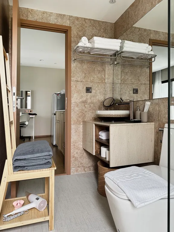 Title V Poolside, Rawai beach