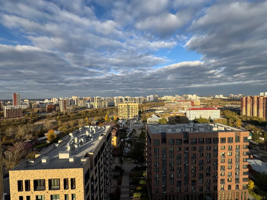 Квартира Двухкомнатная квартира для 4х гостей в центре. Скидка от 5 ночей! — Тюмень