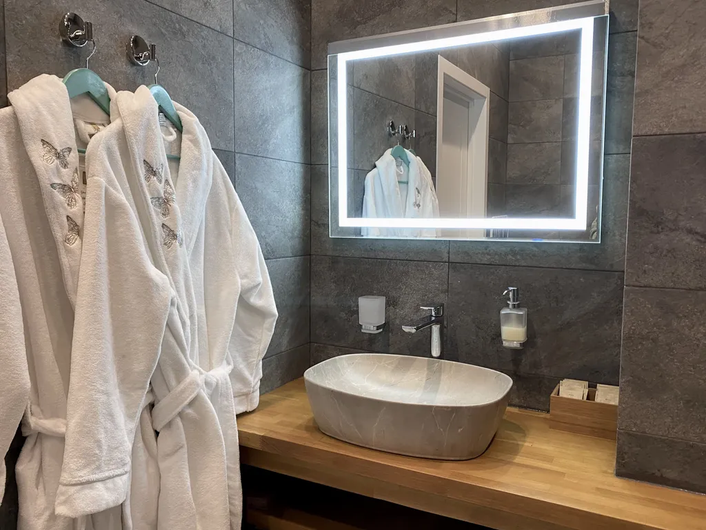 Евро-апартаменты с большой террасой Villa Elizabeth