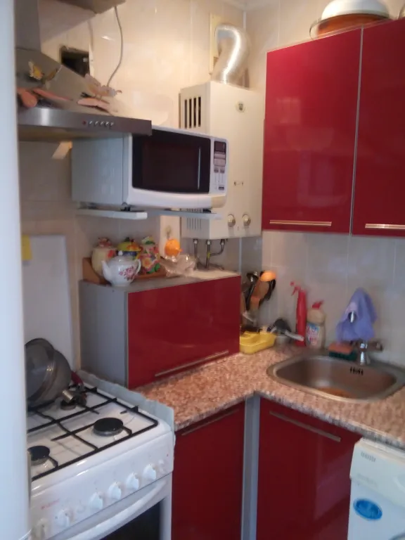 Дом возле леса, 5 этаж, окна в горы, птицы и воздух