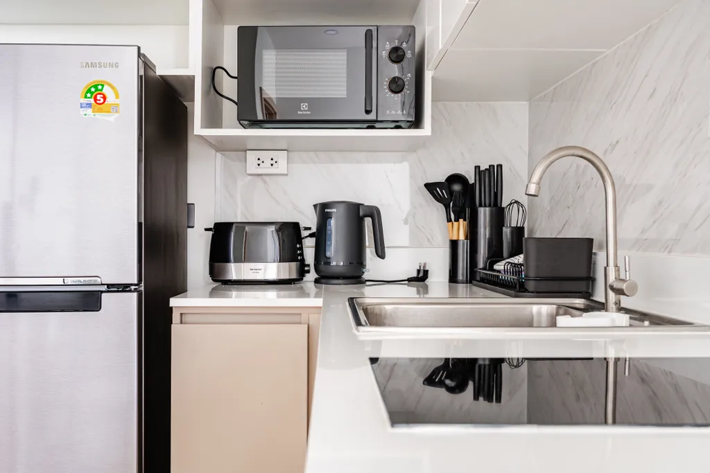 Новые апартаменты с видом на море у пляжа Карон