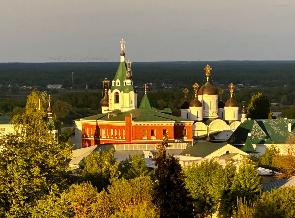 Квартира с видом на реку и все монастыри