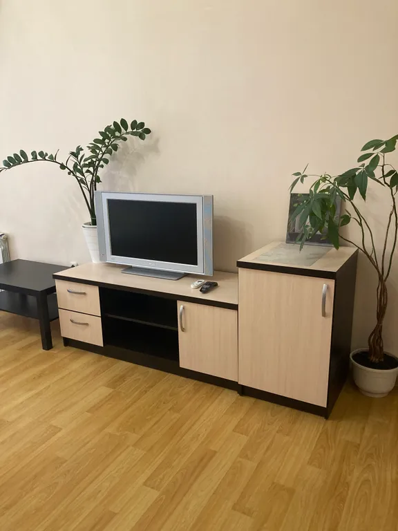 Элитка в новом доме с панорамой, в центре парк Кирова Бродвей