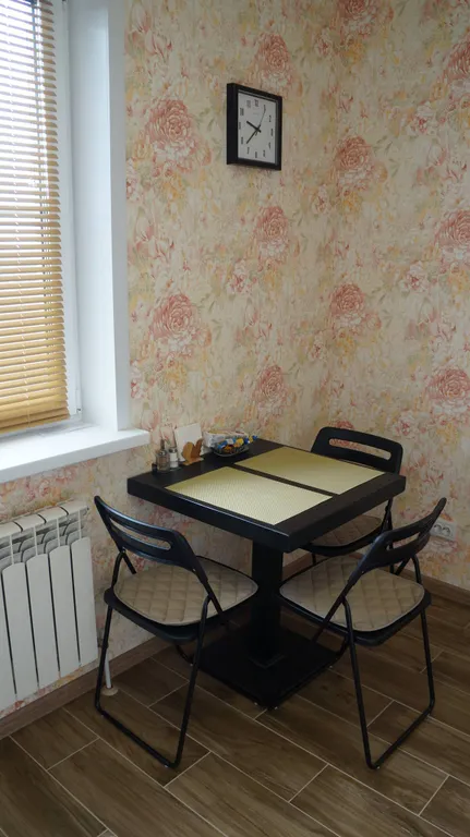 Квартира у Глобуса