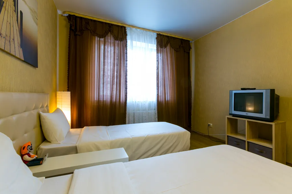 Комфорт и уют в двухкомнатной квартире на тихой улице