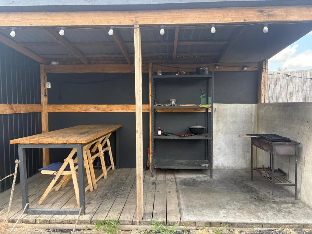 Дом с баней-юртой и караоке