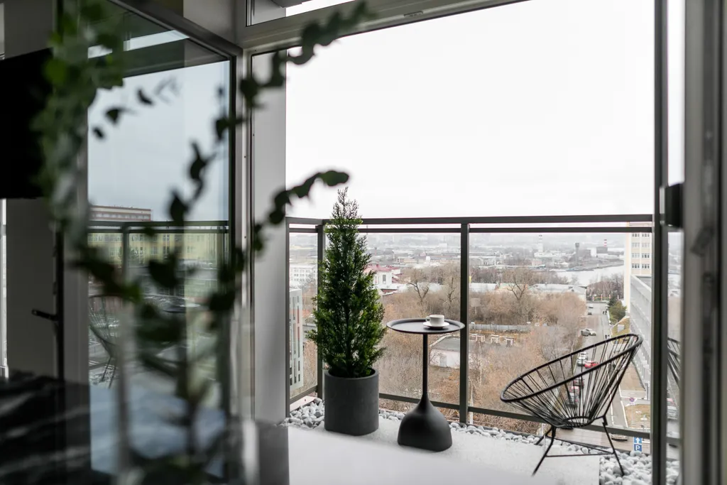 Премиум апартамент Loca loft с видом на пруд