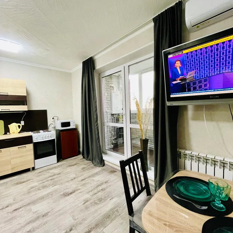 Студия с видом на озеро