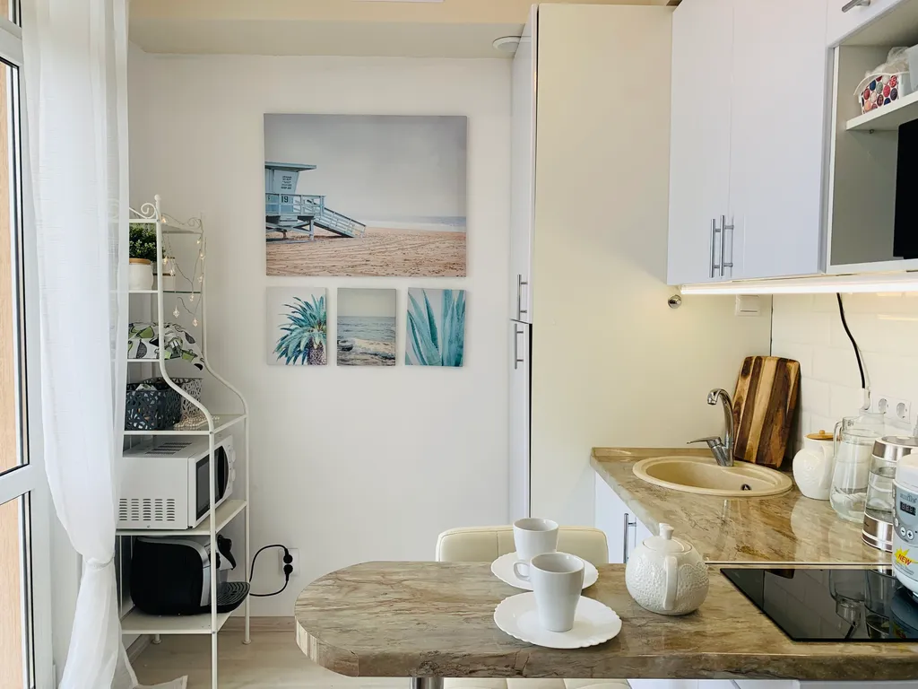 Студия с видом на море