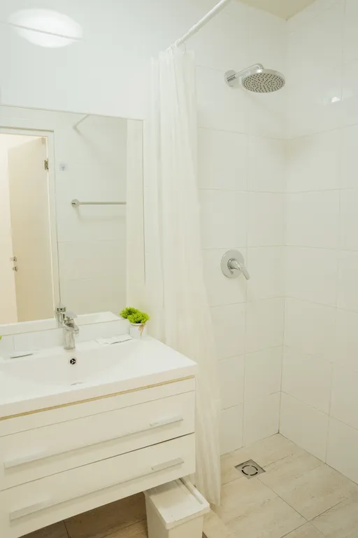 Уникальная локация в таунхаусе со SPA-комплексом с бассейном