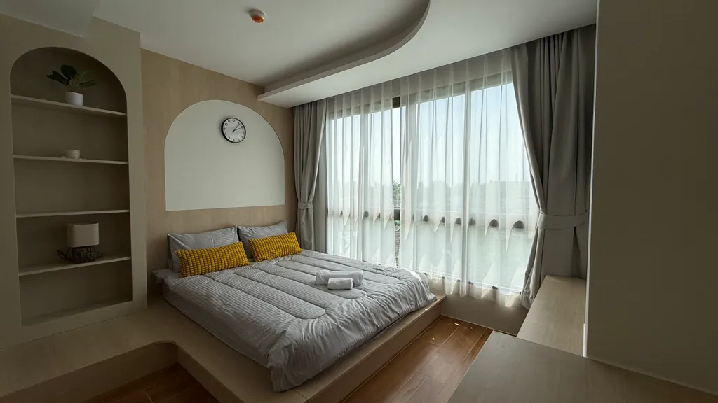 Новая супер однушка с бассейном и морем