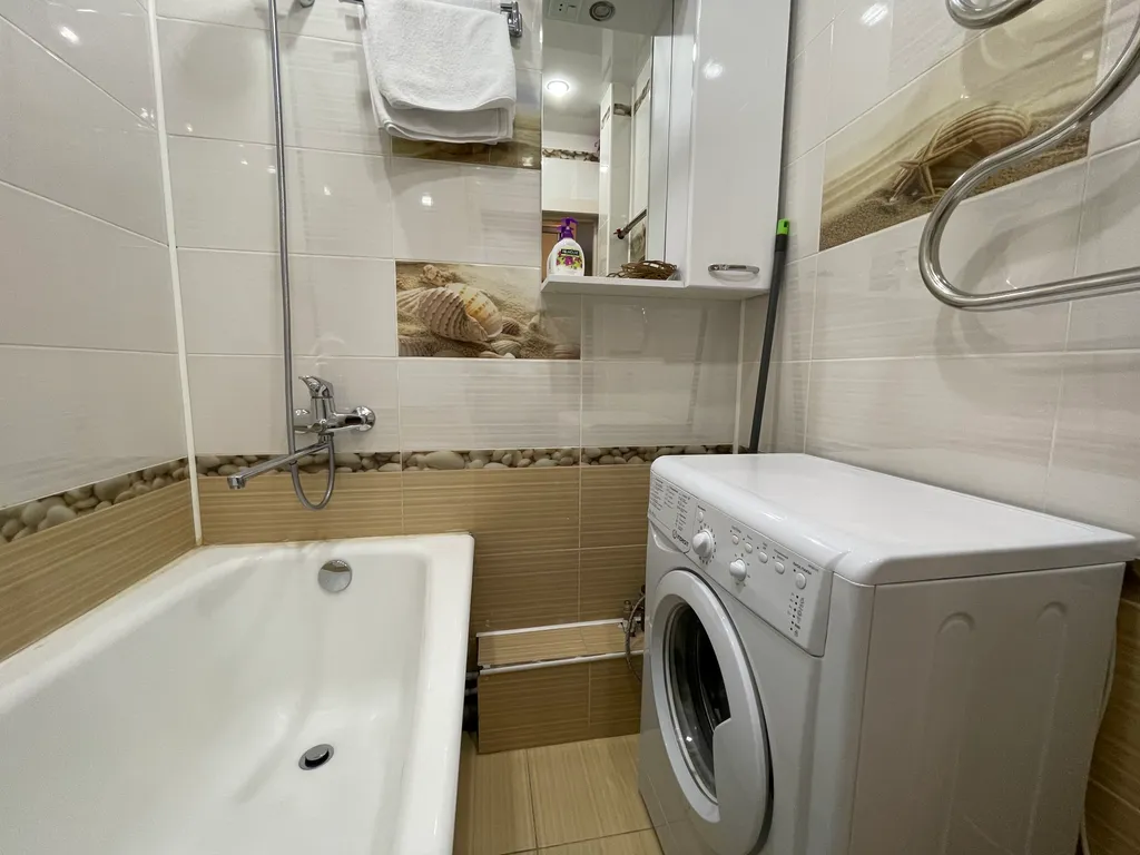 Просторная 5-ти -местная видовая евродвушка Мокко в самом центре