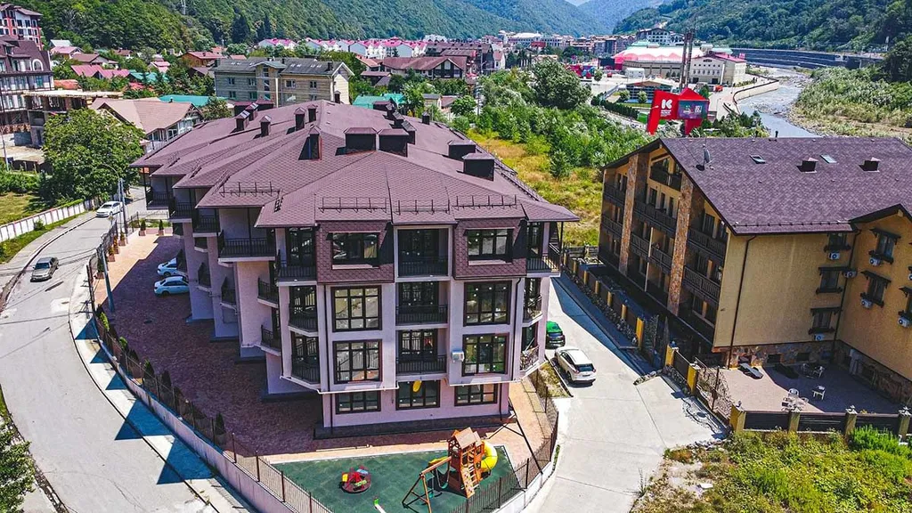 Дизайнерская видовая квартира с террасой и камином